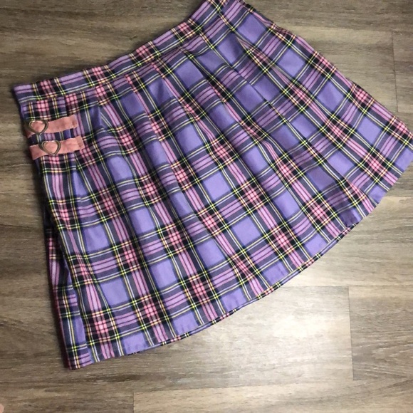 Plaid Skirt - Picture 3 of 4